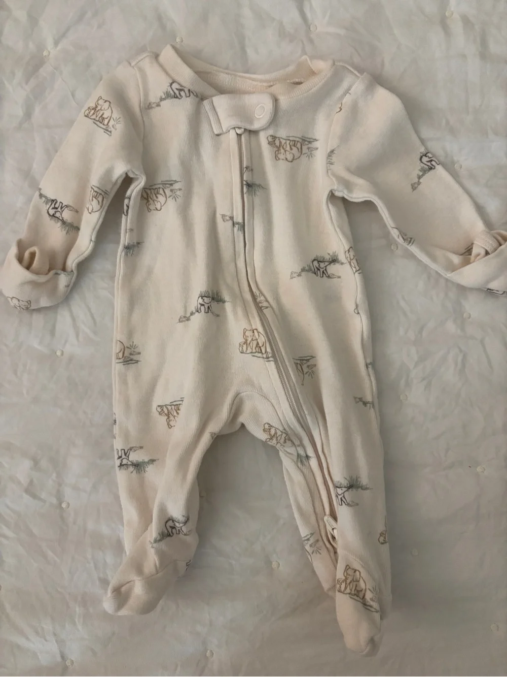Preemie Baby Clothes Bundle – 4 Pieces – Carter’s & Honest Baby – Like New